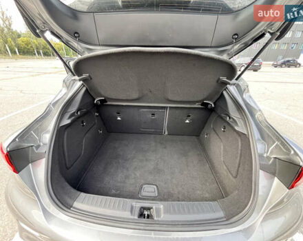 Серый Инфинити Q30, объемом двигателя 1.99 л и пробегом 77 тыс. км за 16900 $, фото 12 на Automoto.ua