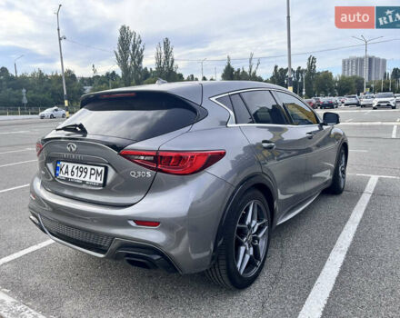 Серый Инфинити Q30, объемом двигателя 1.99 л и пробегом 77 тыс. км за 16900 $, фото 5 на Automoto.ua