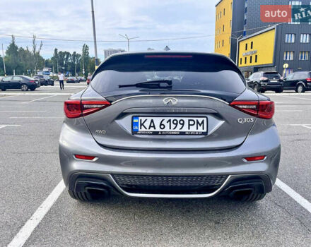 Серый Инфинити Q30, объемом двигателя 2.2 л и пробегом 82 тыс. км за 16500 $, фото 4 на Automoto.ua