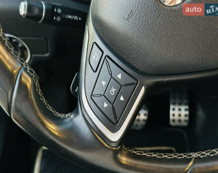 Серый Инфинити Q30, объемом двигателя 2.14 л и пробегом 75 тыс. км за 21200 $, фото 28 на Automoto.ua