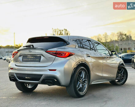 Серый Инфинити Q30, объемом двигателя 2.14 л и пробегом 75 тыс. км за 21200 $, фото 1 на Automoto.ua