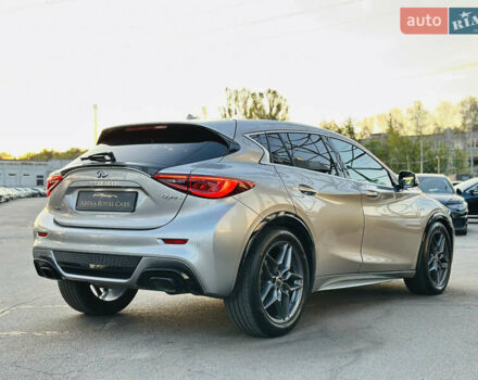 Серый Инфинити Q30, объемом двигателя 2.14 л и пробегом 75 тыс. км за 21200 $, фото 9 на Automoto.ua