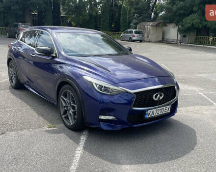 Синий Инфинити Q30, объемом двигателя 1.99 л и пробегом 131 тыс. км за 16900 $, фото 7 на Automoto.ua