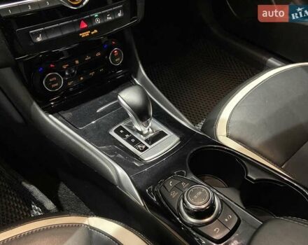 Синий Инфинити Q30, объемом двигателя 1.99 л и пробегом 131 тыс. км за 16499 $, фото 19 на Automoto.ua
