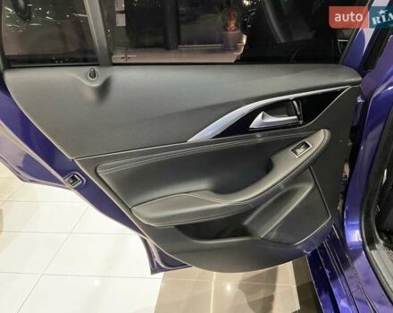 Синий Инфинити Q30, объемом двигателя 1.99 л и пробегом 131 тыс. км за 16499 $, фото 25 на Automoto.ua