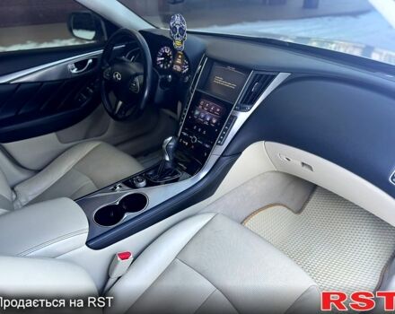 Білий Інфініті Q50, об'ємом двигуна 3.7 л та пробігом 190 тис. км за 15999 $, фото 4 на Automoto.ua