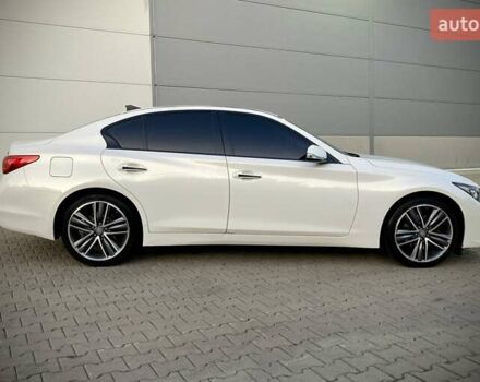 Білий Інфініті Q50, об'ємом двигуна 2.2 л та пробігом 198 тис. км за 13200 $, фото 2 на Automoto.ua