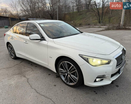 Белый Инфинити Q50, объемом двигателя 2.2 л и пробегом 104 тыс. км за 14500 $, фото 5 на Automoto.ua
