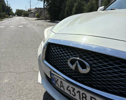 Белый Инфинити Q50, объемом двигателя 3.7 л и пробегом 225 тыс. км за 12900 $, фото 17 на Automoto.ua