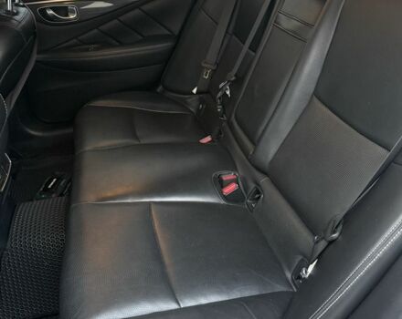 Білий Інфініті Q50, об'ємом двигуна 2.2 л та пробігом 250 тис. км за 12600 $, фото 10 на Automoto.ua