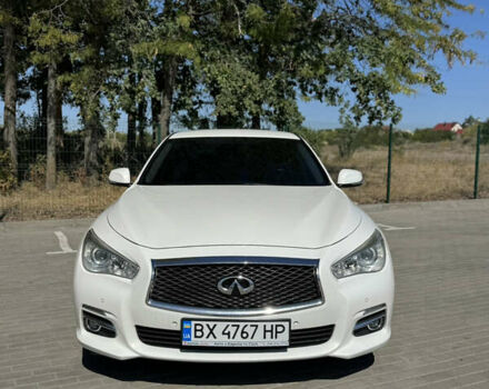 Белый Инфинити Q50, объемом двигателя 2.14 л и пробегом 250 тыс. км за 14500 $, фото 1 на Automoto.ua