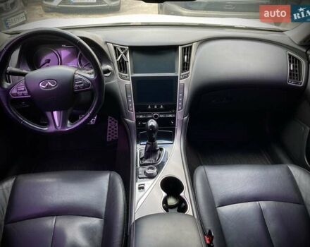 Білий Інфініті Q50, об'ємом двигуна 2.2 л та пробігом 198 тис. км за 13200 $, фото 13 на Automoto.ua