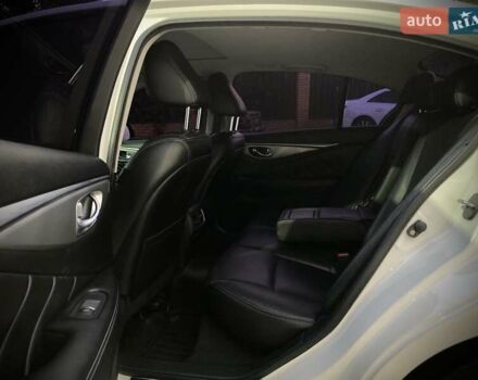 Білий Інфініті Q50, об'ємом двигуна 2.2 л та пробігом 198 тис. км за 13200 $, фото 12 на Automoto.ua