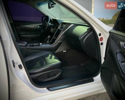 Білий Інфініті Q50, об'ємом двигуна 2.2 л та пробігом 198 тис. км за 13200 $, фото 9 на Automoto.ua