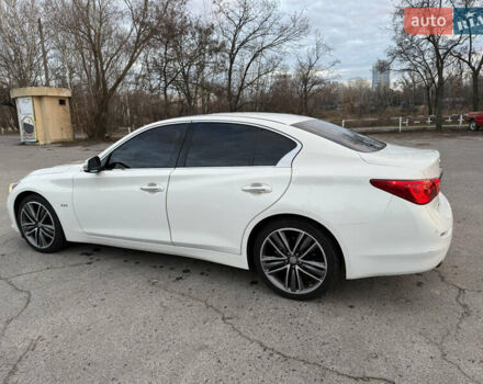 Белый Инфинити Q50, объемом двигателя 2.2 л и пробегом 104 тыс. км за 14500 $, фото 8 на Automoto.ua