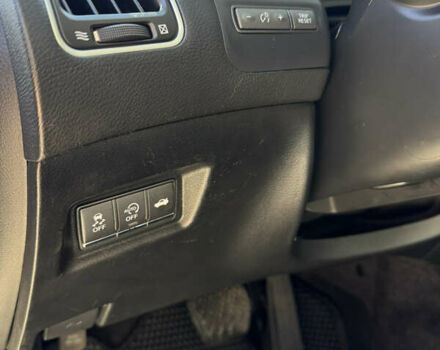 Белый Инфинити Q50, объемом двигателя 2.14 л и пробегом 250 тыс. км за 14500 $, фото 23 на Automoto.ua