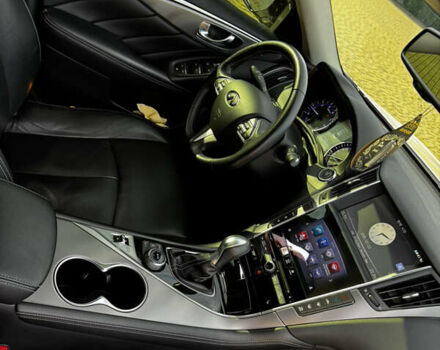 Білий Інфініті Q50, об'ємом двигуна 2.2 л та пробігом 148 тис. км за 16700 $, фото 14 на Automoto.ua