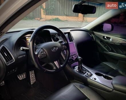 Білий Інфініті Q50, об'ємом двигуна 2.2 л та пробігом 198 тис. км за 13200 $, фото 8 на Automoto.ua