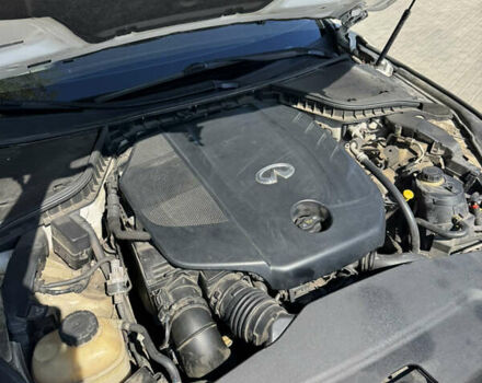 Белый Инфинити Q50, объемом двигателя 2.14 л и пробегом 250 тыс. км за 14500 $, фото 26 на Automoto.ua