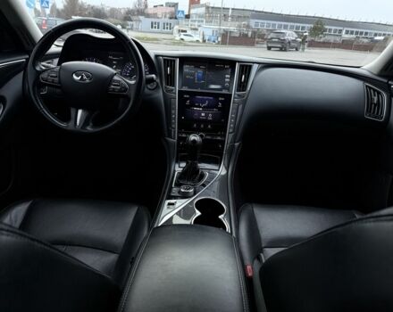 Білий Інфініті Q50, об'ємом двигуна 2.2 л та пробігом 250 тис. км за 12600 $, фото 14 на Automoto.ua