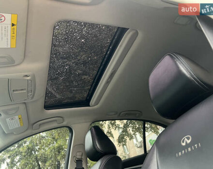 Белый Инфинити Q50, объемом двигателя 2.14 л и пробегом 200 тыс. км за 14000 $, фото 14 на Automoto.ua