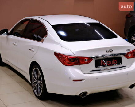 Белый Инфинити Q50, объемом двигателя 2.2 л и пробегом 150 тыс. км за 13900 $, фото 14 на Automoto.ua