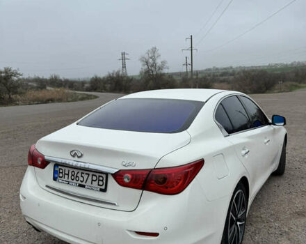 Білий Інфініті Q50, об'ємом двигуна 2.14 л та пробігом 225 тис. км за 13333 $, фото 6 на Automoto.ua