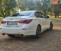 Белый Инфинити Q50, объемом двигателя 2.1 л и пробегом 280 тыс. км за 13500 $, фото 10 на Automoto.ua