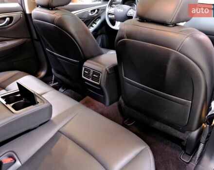 Белый Инфинити Q50, объемом двигателя 2.2 л и пробегом 150 тыс. км за 13900 $, фото 40 на Automoto.ua