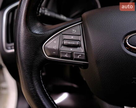 Белый Инфинити Q50, объемом двигателя 2.2 л и пробегом 150 тыс. км за 13900 $, фото 20 на Automoto.ua