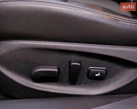 Белый Инфинити Q50, объемом двигателя 2.2 л и пробегом 150 тыс. км за 13900 $, фото 32 на Automoto.ua