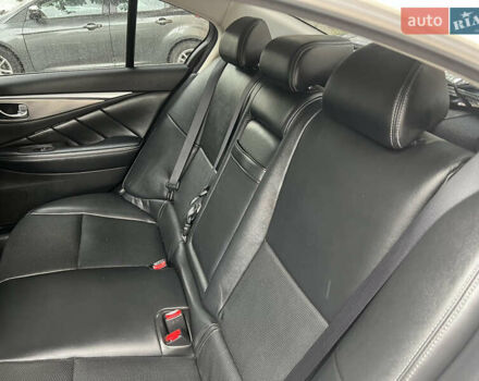 Белый Инфинити Q50, объемом двигателя 2.14 л и пробегом 200 тыс. км за 14000 $, фото 9 на Automoto.ua