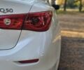 Белый Инфинити Q50, объемом двигателя 2.1 л и пробегом 280 тыс. км за 13500 $, фото 11 на Automoto.ua