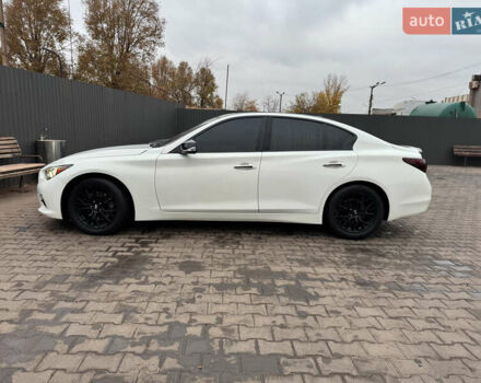 Белый Инфинити Q50, объемом двигателя 3.7 л и пробегом 244 тыс. км за 13000 $, фото 6 на Automoto.ua