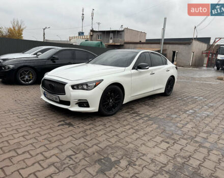 Белый Инфинити Q50, объемом двигателя 3.7 л и пробегом 244 тыс. км за 13000 $, фото 8 на Automoto.ua