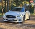 Белый Инфинити Q50, объемом двигателя 2.1 л и пробегом 280 тыс. км за 13500 $, фото 3 на Automoto.ua