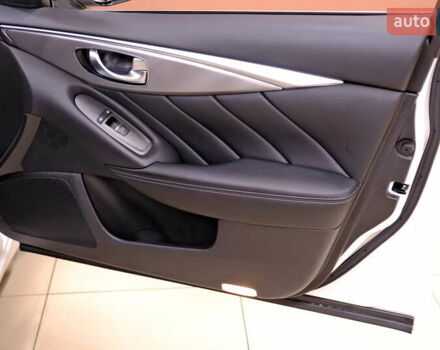 Белый Инфинити Q50, объемом двигателя 2.2 л и пробегом 150 тыс. км за 13900 $, фото 42 на Automoto.ua