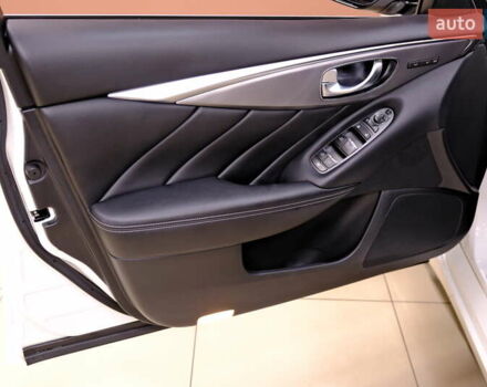 Белый Инфинити Q50, объемом двигателя 2.2 л и пробегом 150 тыс. км за 13900 $, фото 33 на Automoto.ua