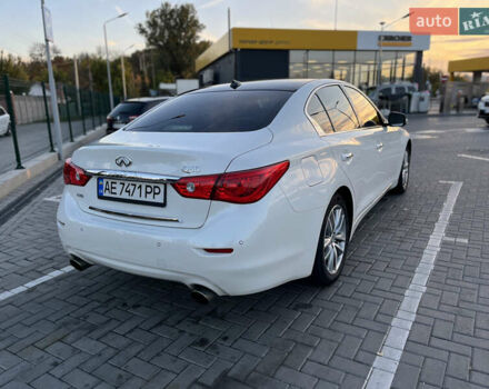 Белый Инфинити Q50, объемом двигателя 1.99 л и пробегом 118 тыс. км за 14500 $, фото 2 на Automoto.ua