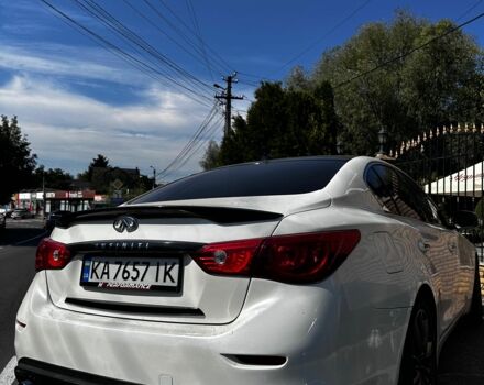 Белый Инфинити Q50, объемом двигателя 3.7 л и пробегом 129 тыс. км за 14000 $, фото 12 на Automoto.ua