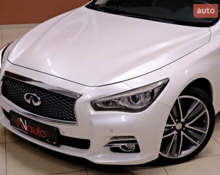 Белый Инфинити Q50, объемом двигателя 2.2 л и пробегом 150 тыс. км за 13900 $, фото 10 на Automoto.ua