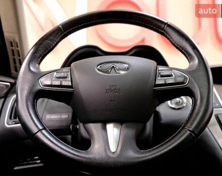 Белый Инфинити Q50, объемом двигателя 2.2 л и пробегом 150 тыс. км за 13900 $, фото 47 на Automoto.ua
