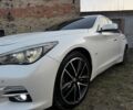 Белый Инфинити Q50, объемом двигателя 2.1 л и пробегом 288 тыс. км за 12100 $, фото 2 на Automoto.ua
