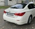 Белый Инфинити Q50, объемом двигателя 2 л и пробегом 130 тыс. км за 13000 $, фото 3 на Automoto.ua