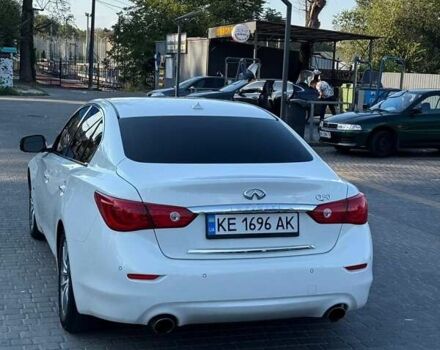 Белый Инфинити Q50, объемом двигателя 3.7 л и пробегом 185 тыс. км за 14300 $, фото 5 на Automoto.ua