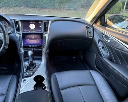 Білий Інфініті Q50, об'ємом двигуна 2 л та пробігом 74 тис. км за 6000 $, фото 10 на Automoto.ua