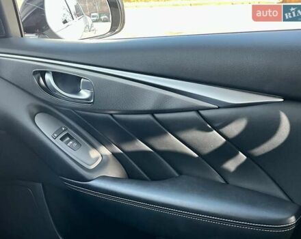 Білий Інфініті Q50, об'ємом двигуна 2.14 л та пробігом 69 тис. км за 17300 $, фото 33 на Automoto.ua