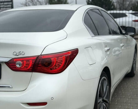 Білий Інфініті Q50, об'ємом двигуна 2.14 л та пробігом 187 тис. км за 15499 $, фото 11 на Automoto.ua