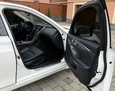 Белый Инфинити Q50, объемом двигателя 3 л и пробегом 109 тыс. км за 15800 $, фото 18 на Automoto.ua