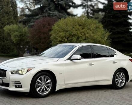 Белый Инфинити Q50, объемом двигателя 1.99 л и пробегом 119 тыс. км за 13333 $, фото 14 на Automoto.ua